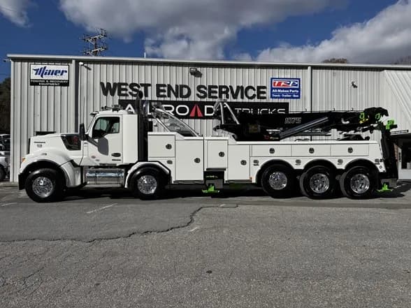 2026 Kenworth W990 - Tow