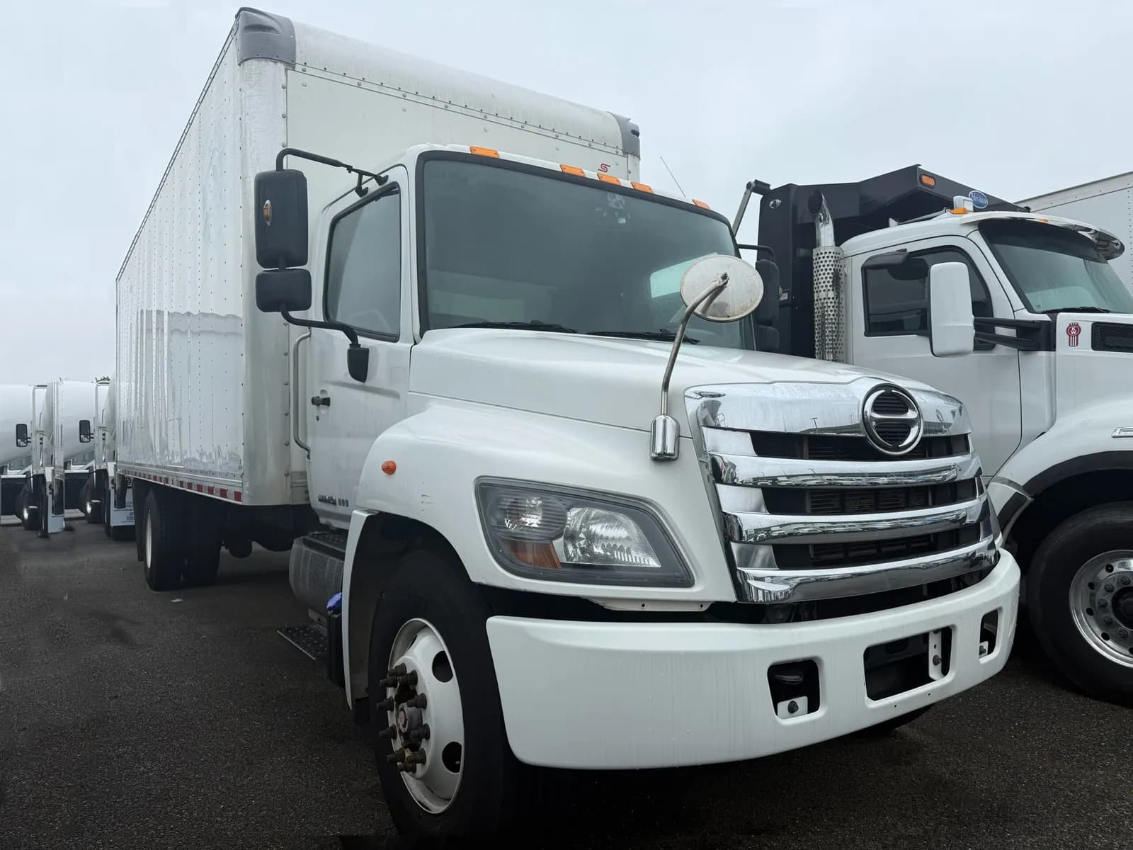2020 Hino 338