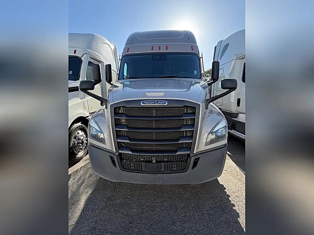2024 Freightliner Cascadia