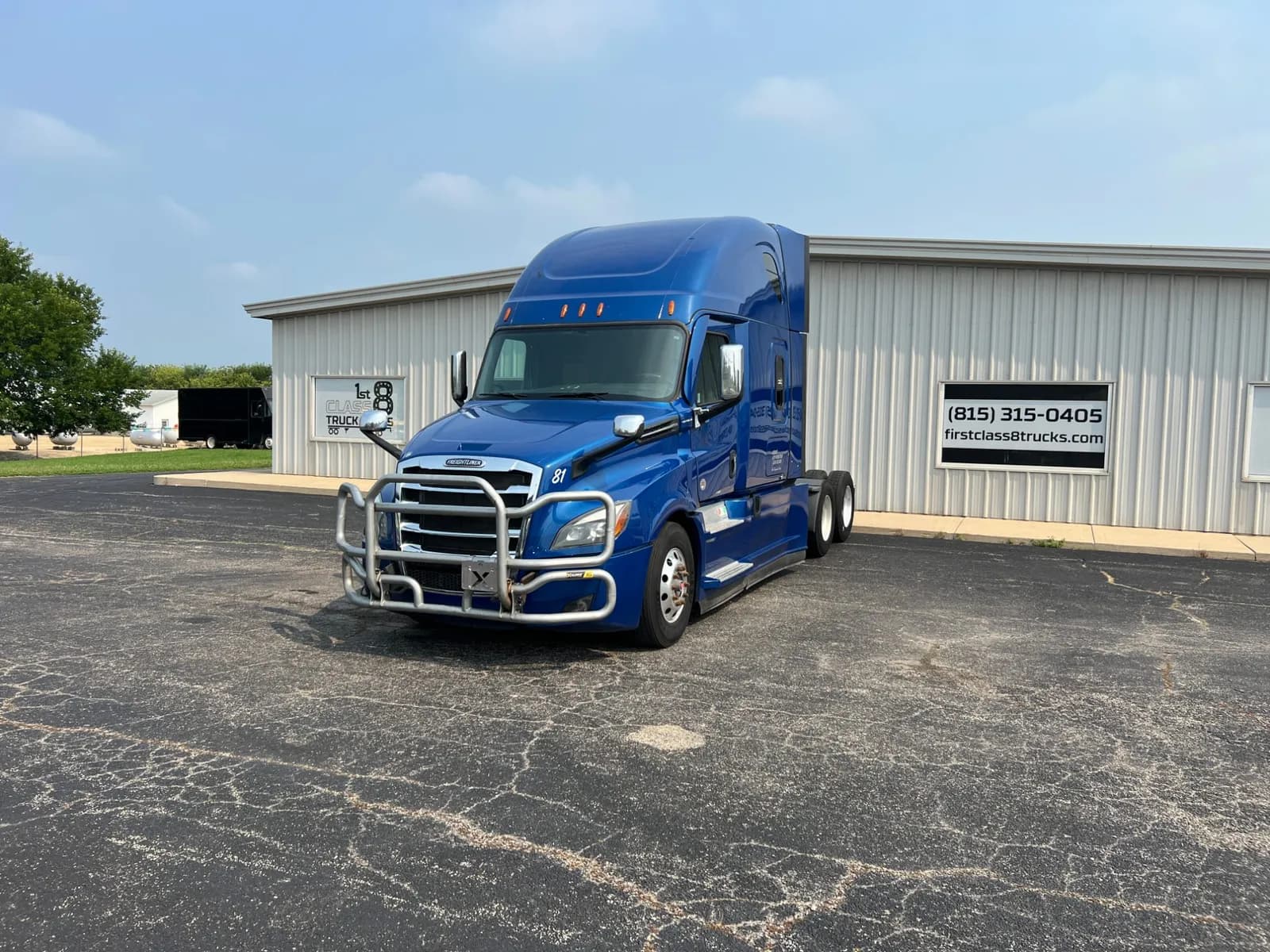 2022 Freightliner Cascadia - Sleeper