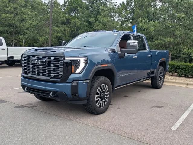2025 GMC Sierra 2500 Crew Cab - Pickup