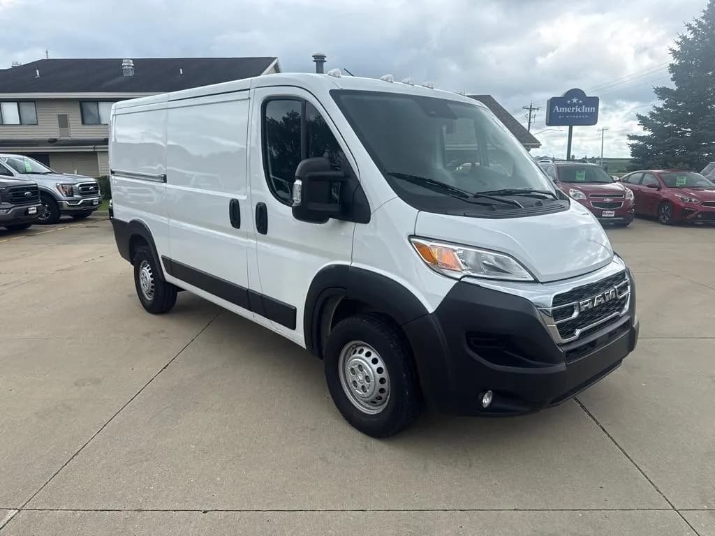 2025 Ram ProMaster - Vans