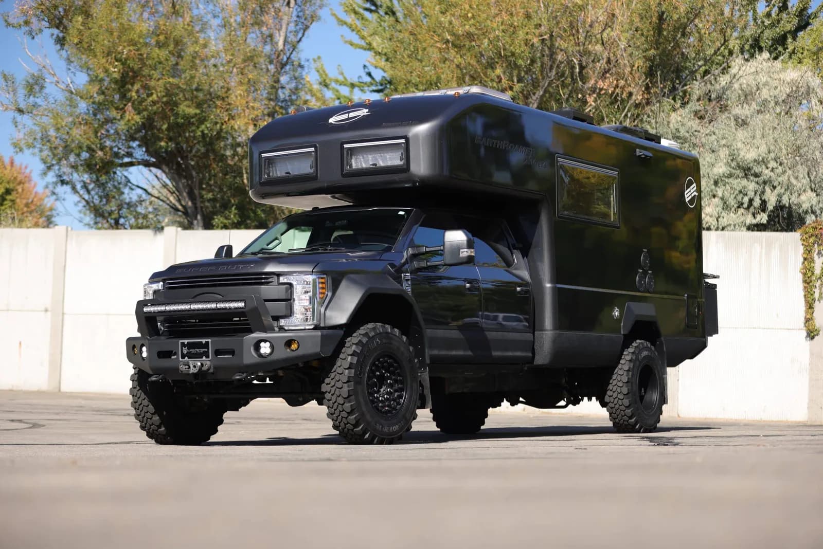 2018 Earth XV-LTS – Insane Camper!