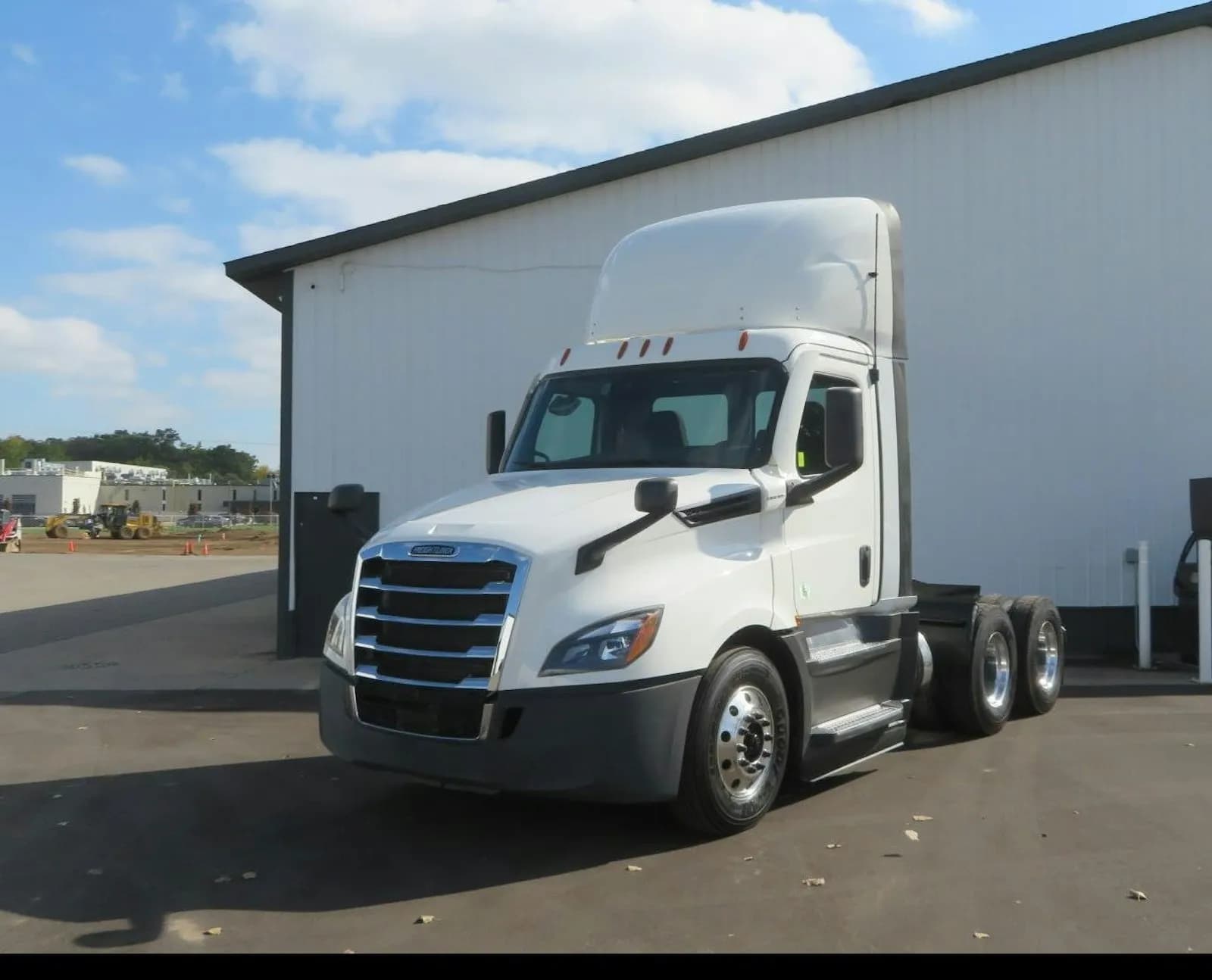 2021 Freightliner Cascadia - Day Cab