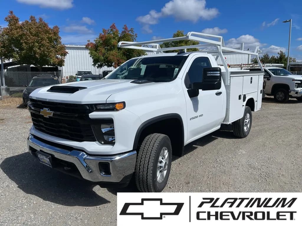 2026 Chevrolet Silverado 2500 - Chassis