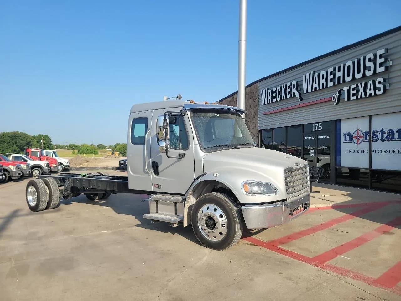 2027 Freightliner M2 106 - Tow