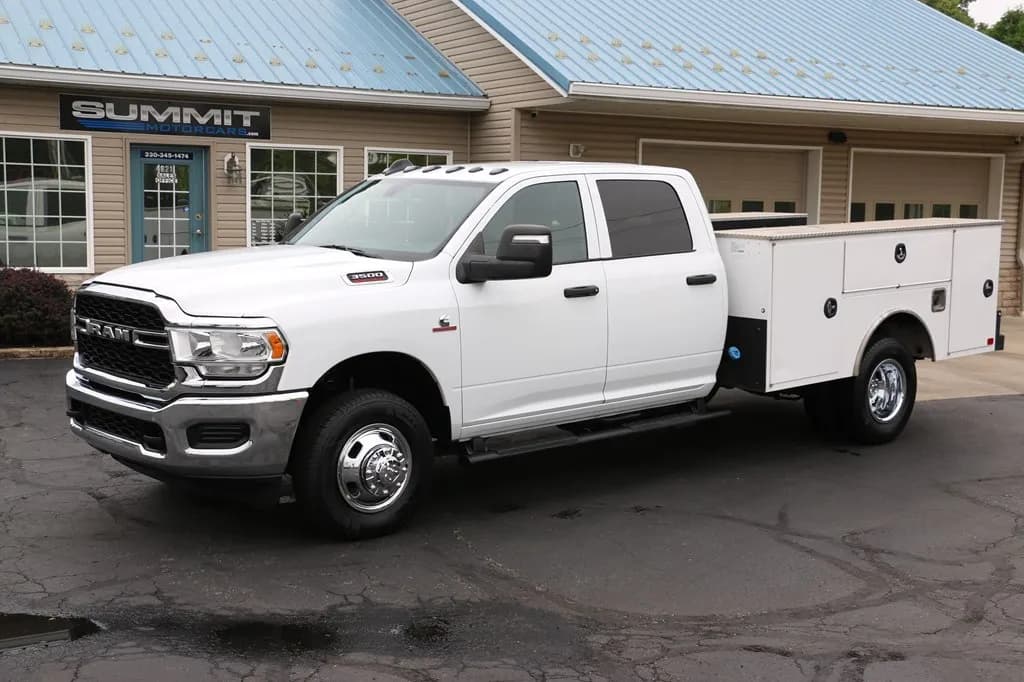 2024 Ram 3500 - Service