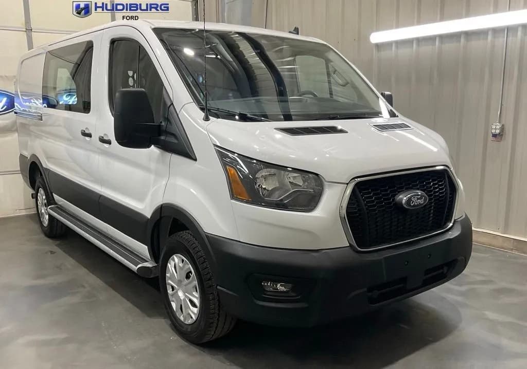 2025 Ford Transit-250 - Vans