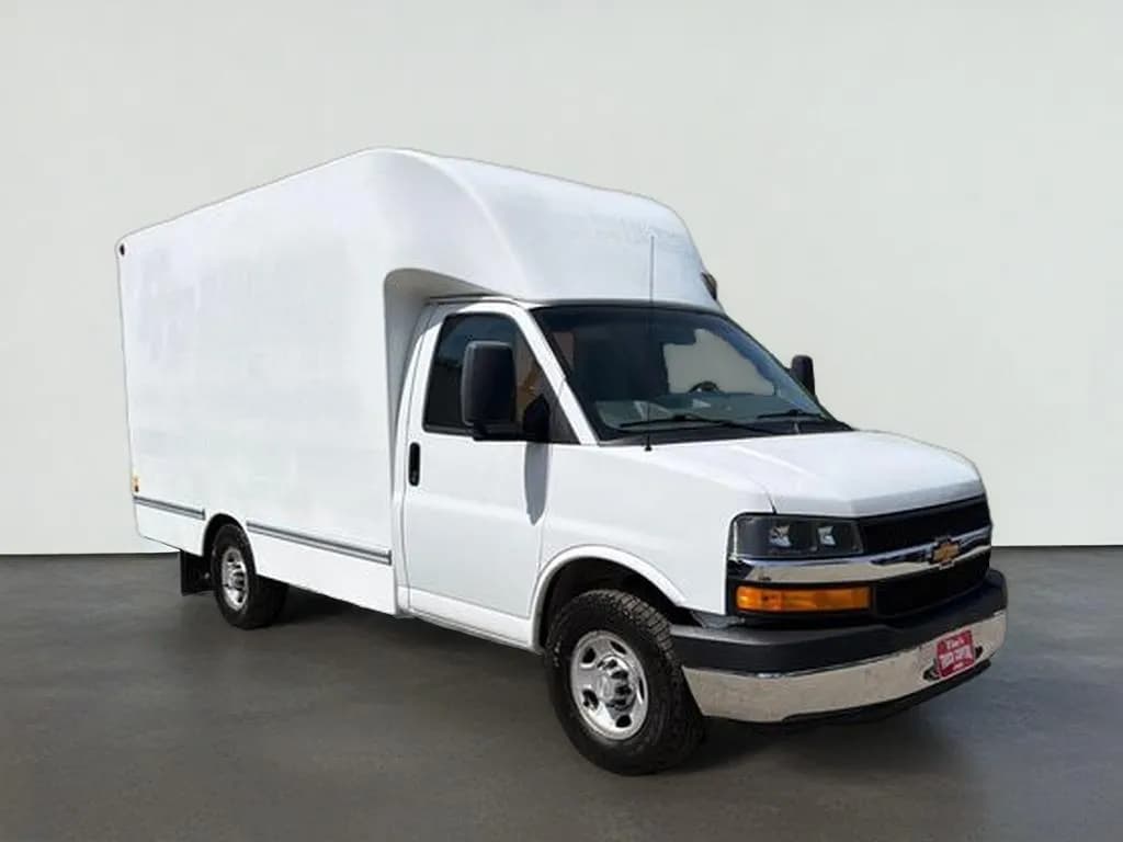 2020 Chevrolet Express 3500 - Box