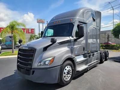 2022 Freightliner Cascadia - Sleeper
