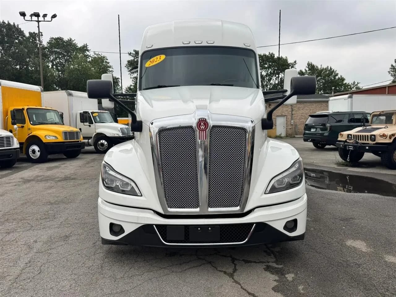 2023 Kenworth T680 CDL