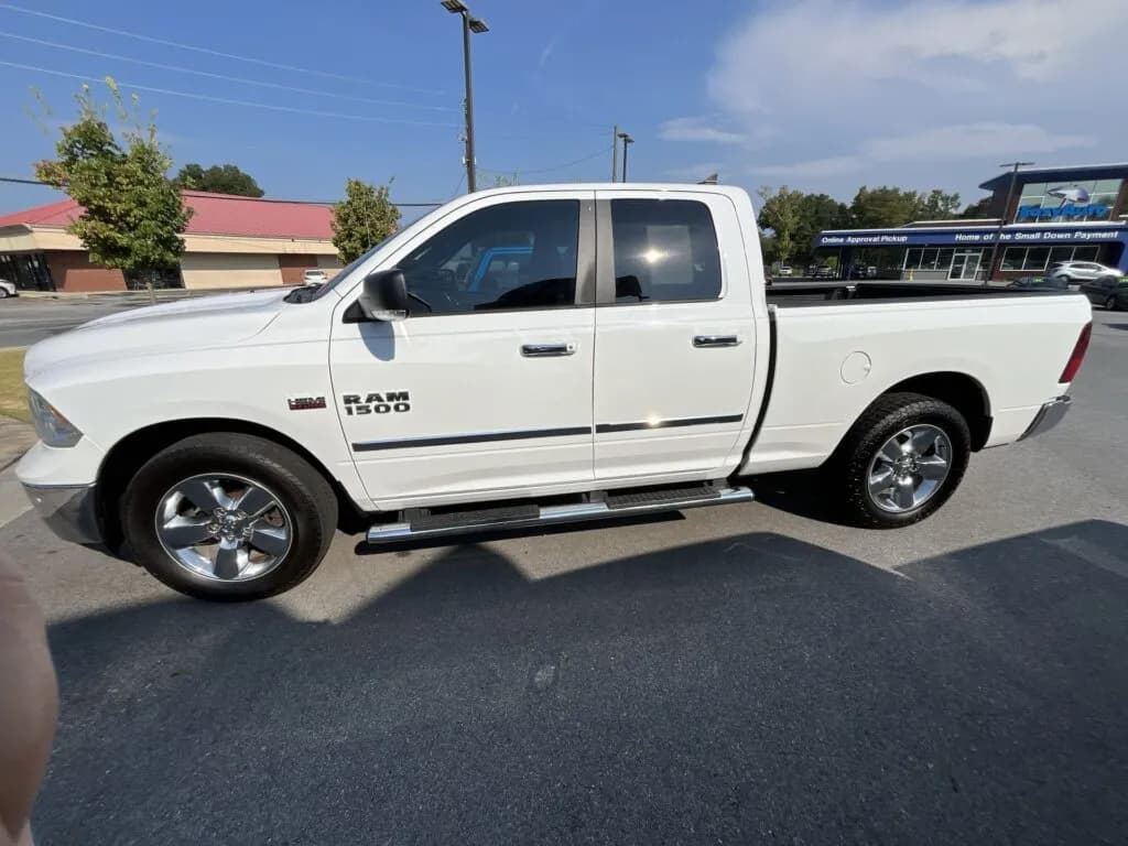 2016 Ram 1500 Big Horn - Pickup