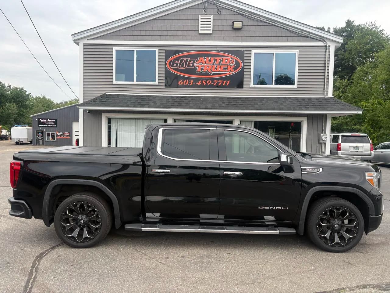 2019 GMC Sierra 1500 Denali Crew Cab - Pickup