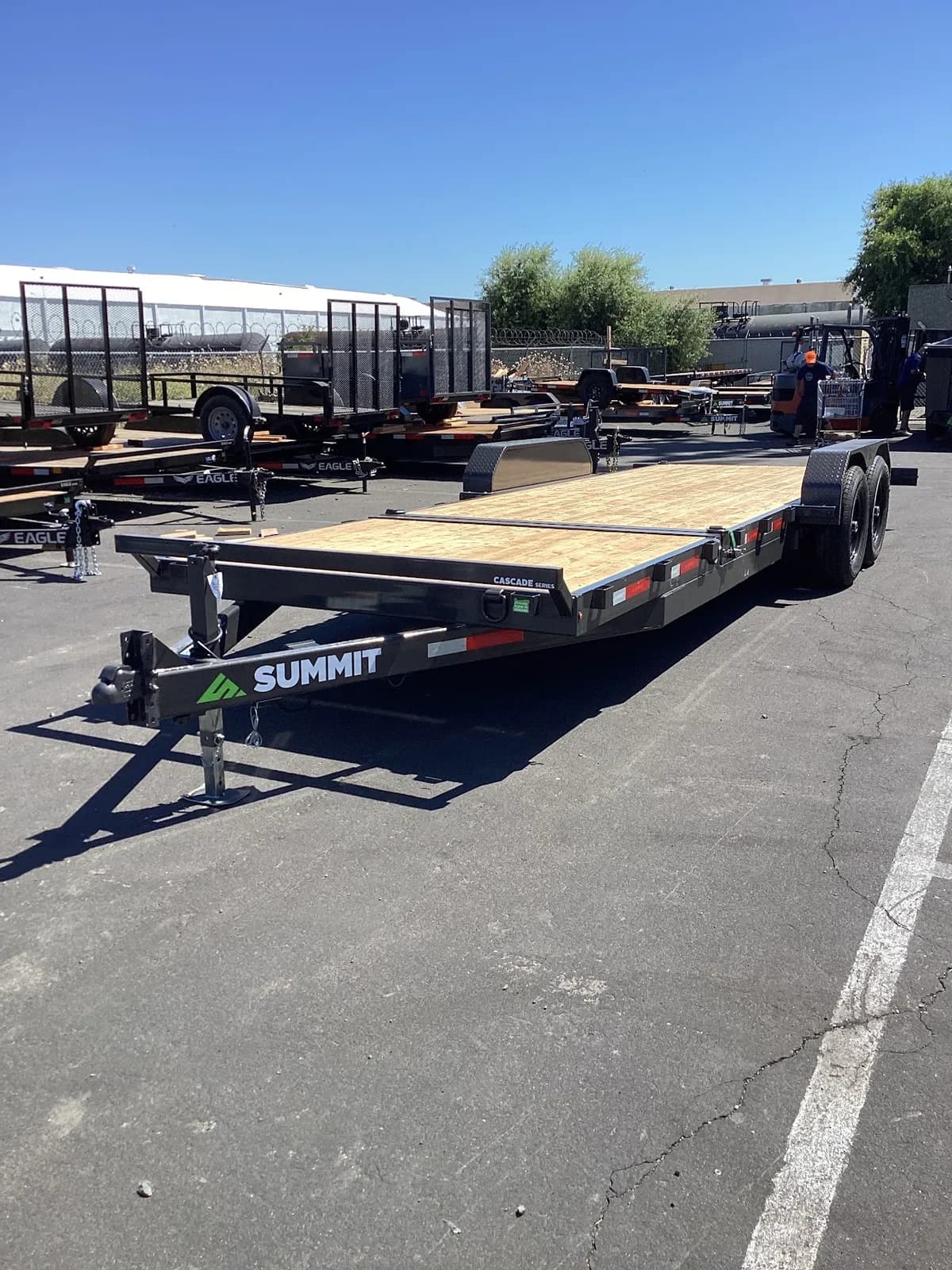 2027 SUMMIT TRAILER Summit Trailer