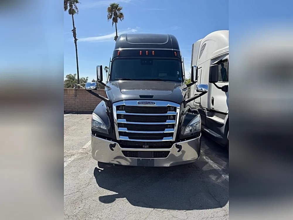 2022 Freightliner Cascadia