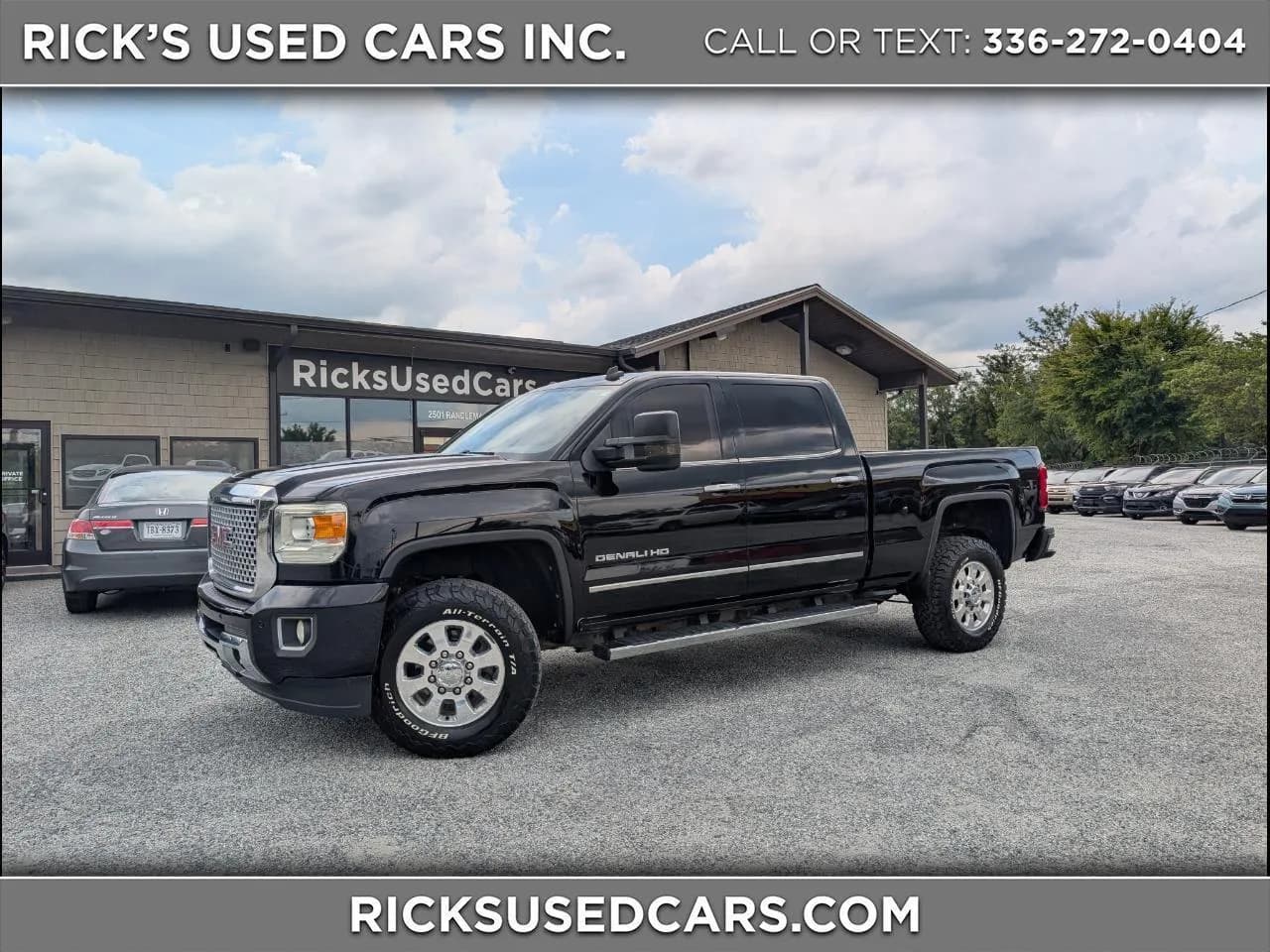 2015 GMC Sierra 2500HD Denali Crew Cab - Pickup