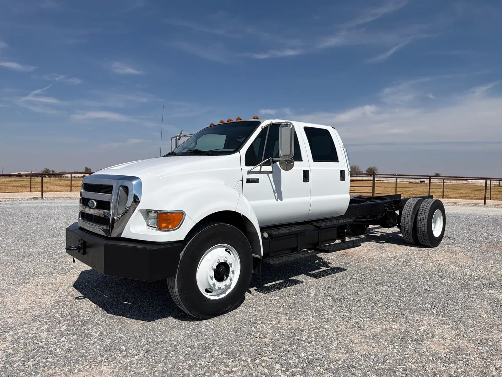 2010 Ford F-650 - Chassis