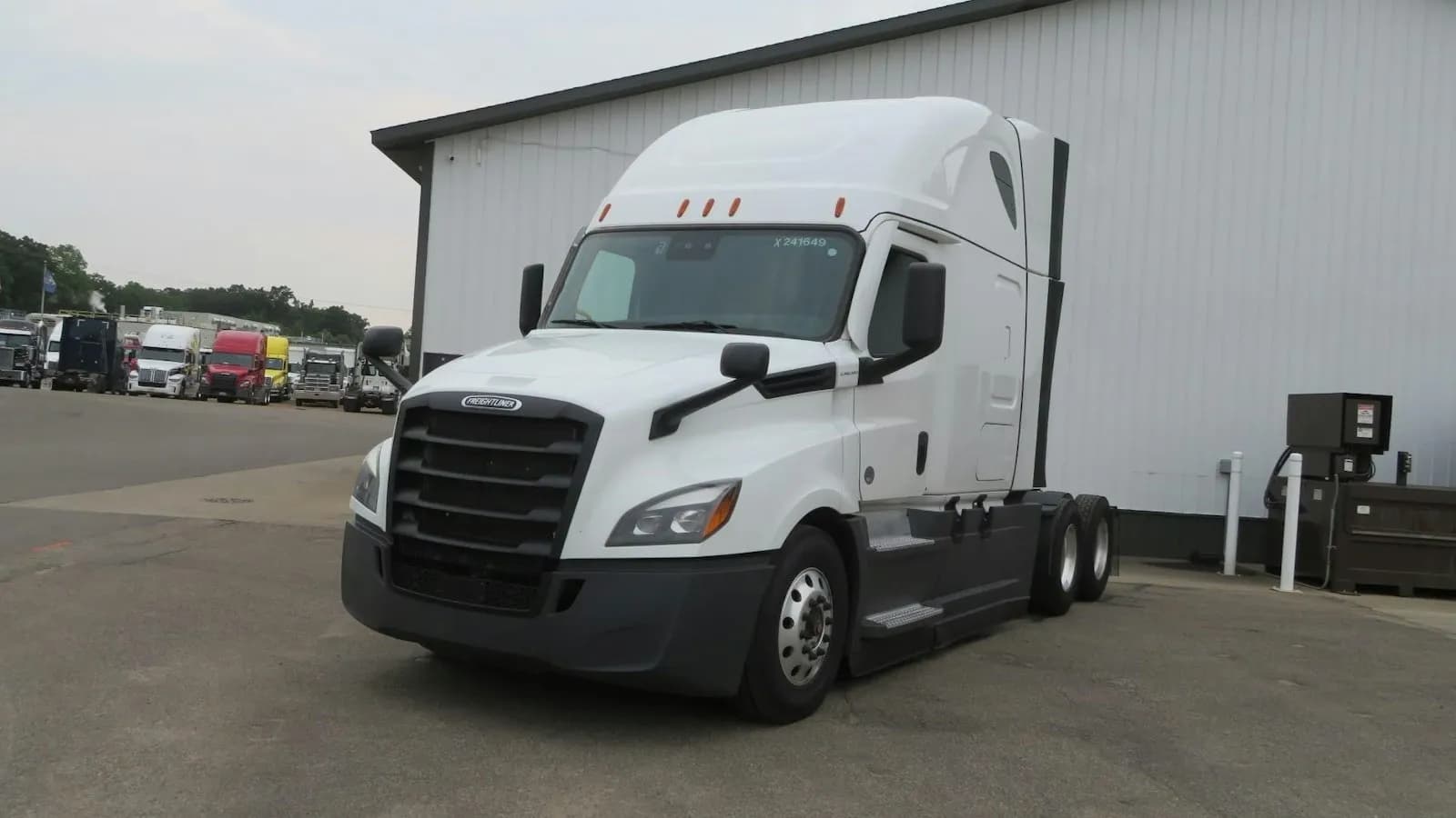 2024 Freightliner Cascadia - Sleeper