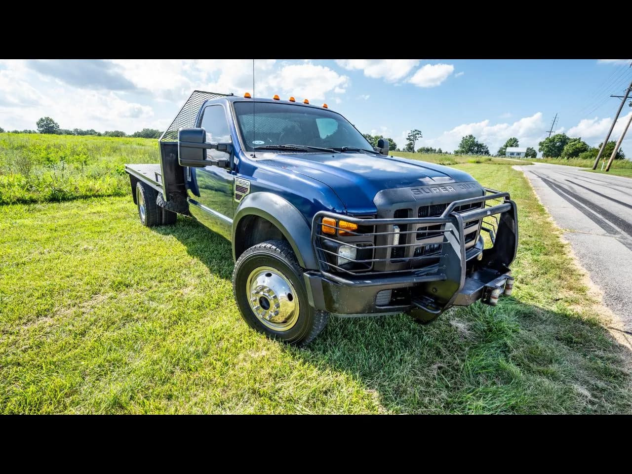 2008 Ford F-550 - Chassis