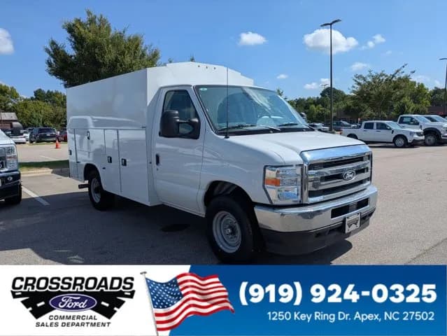 2027 Ford E-350 - Box