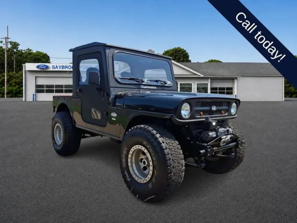 2023 Mahindra Roxor