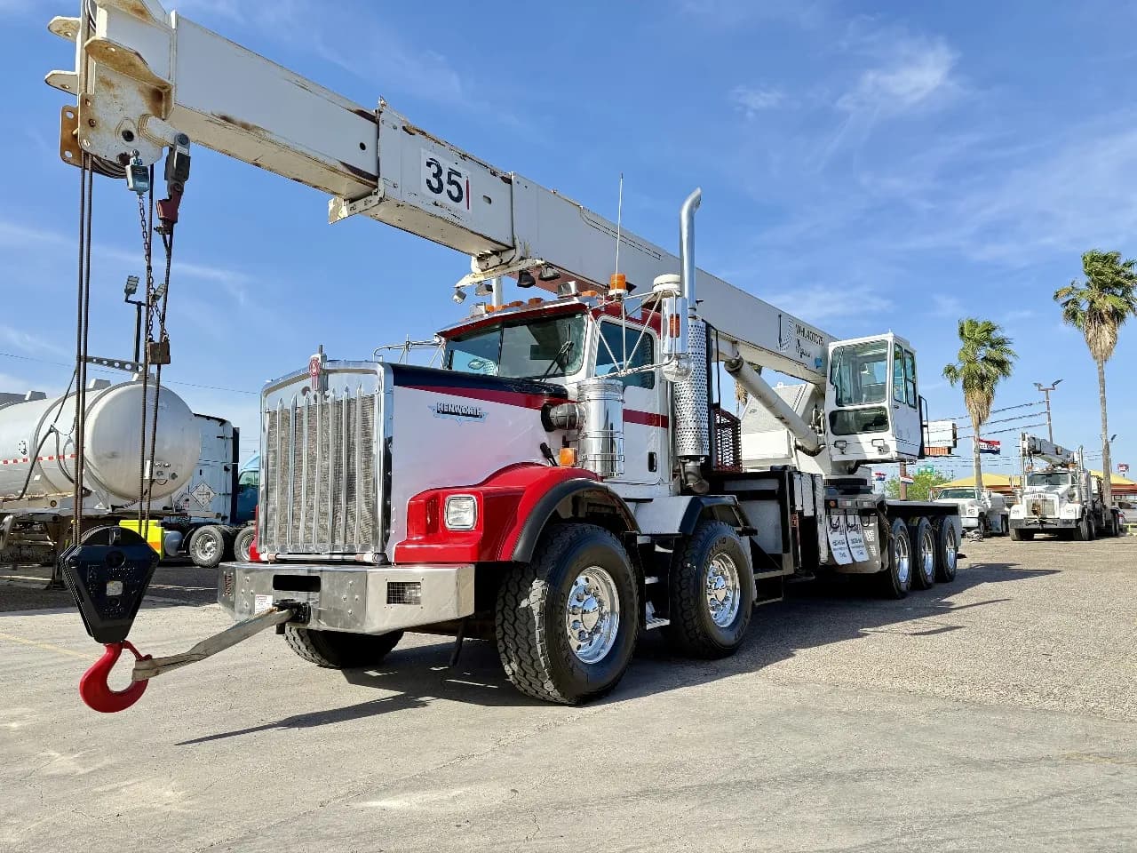 2006 Kenworth T800 - Sleeper
