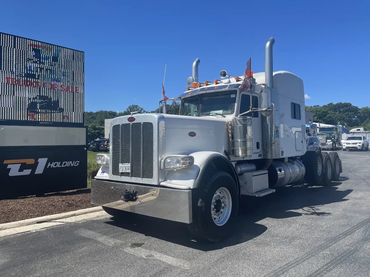 2021 Peterbilt 389 - Sleeper
