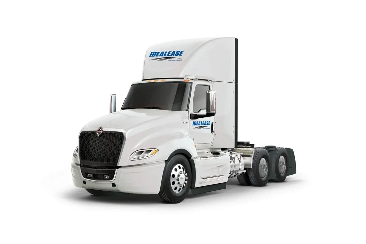 2027 International LT625