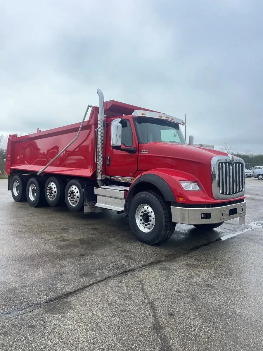 2027 International HX620