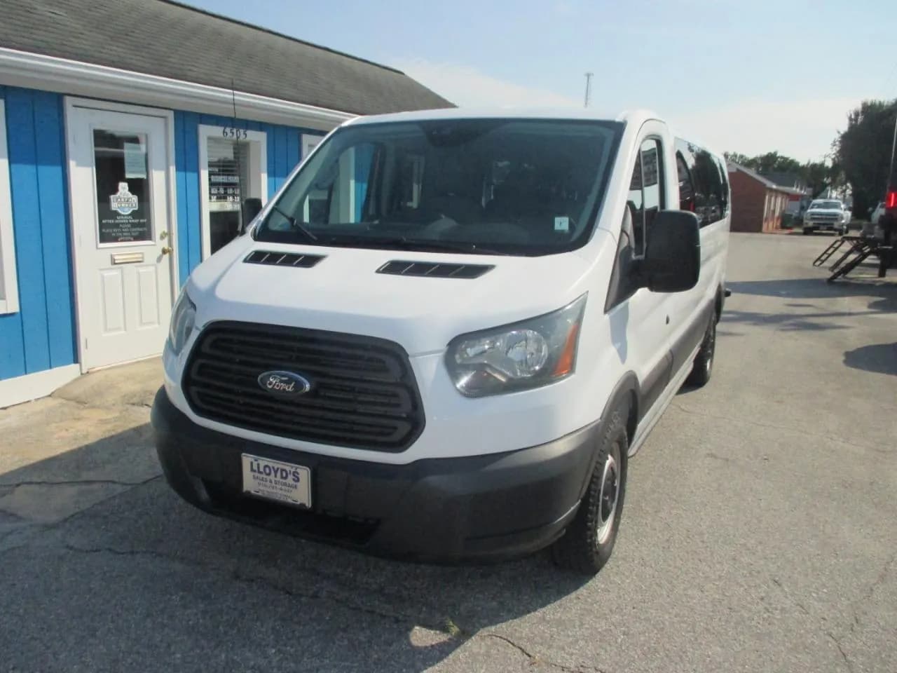 2016 Ford Transit Wagon T-350 148" - Vans