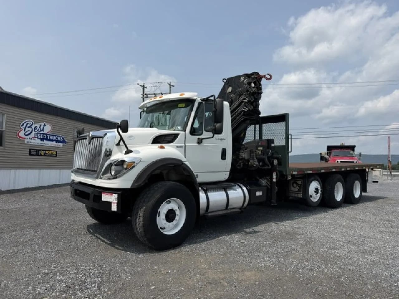 2011 International 7600 SBA Work Star - Crane