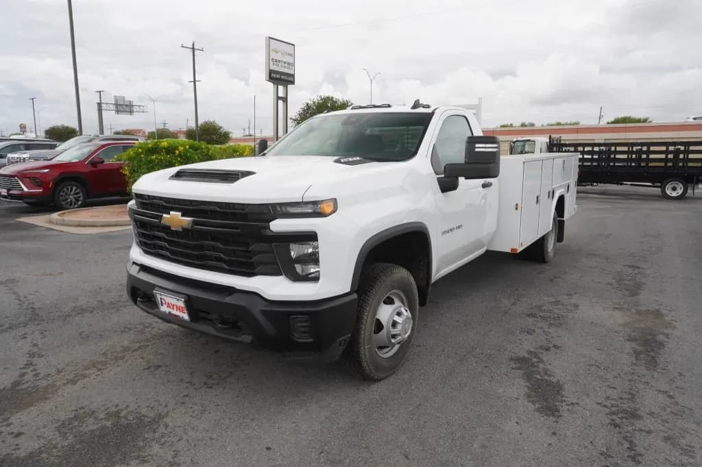 2024 Chevrolet Silverado 3500HD CC - Pickup