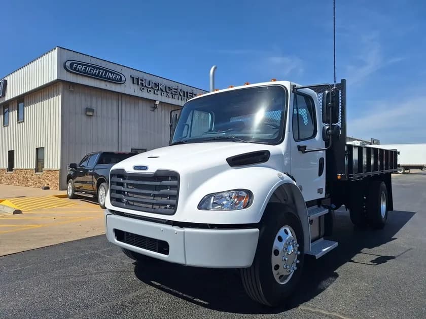 2025 Freightliner M2106 : - Dump
