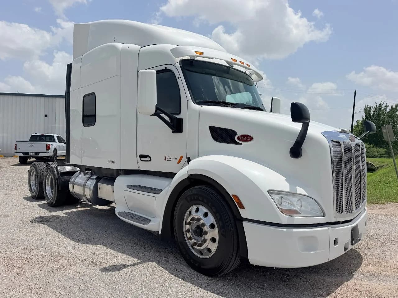 2019 Peterbilt 579 - Sleeper