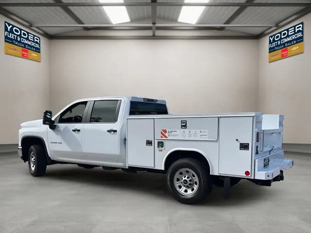 2026 Chevrolet Silverado 3500 Crew Cab - Chassis