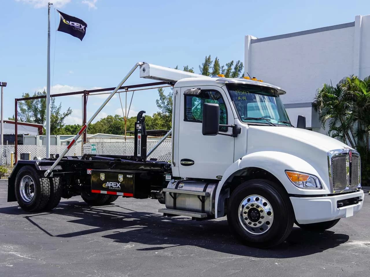 2023 KENWORTH T880 - Service