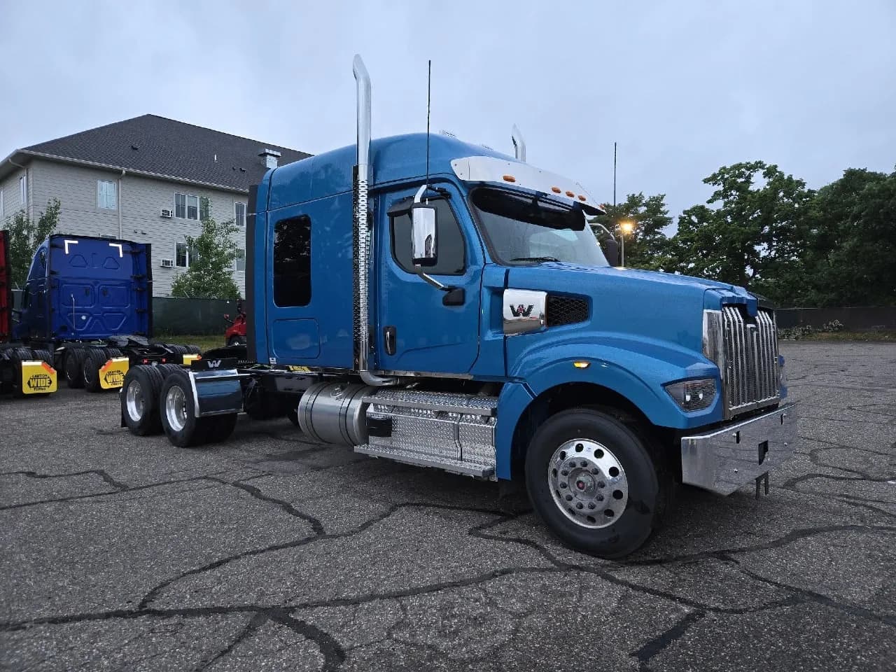 2026 Western Star 49X Tandem Axle - Sleeper