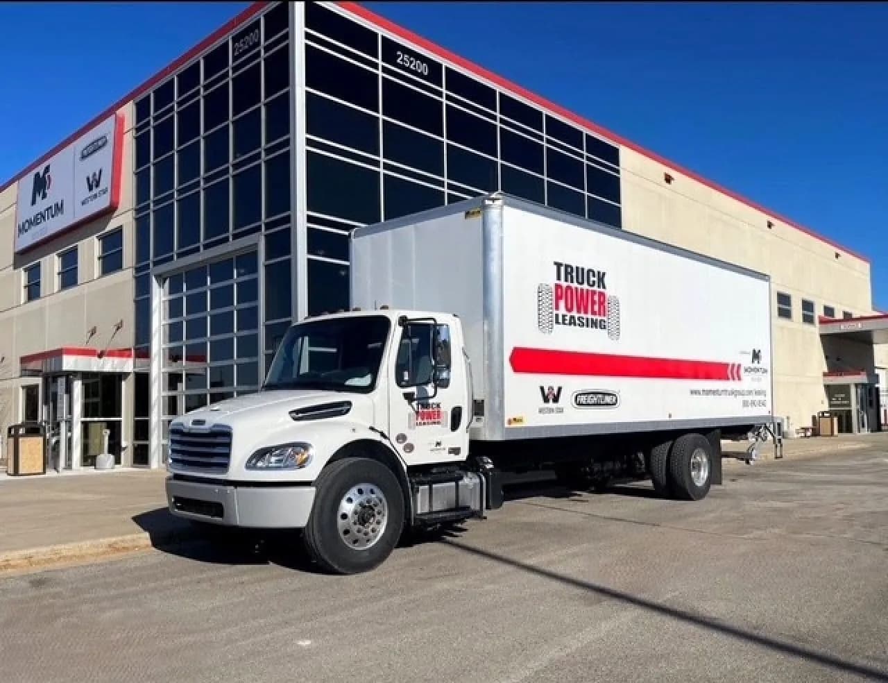 2025 Freightliner M2 - Box