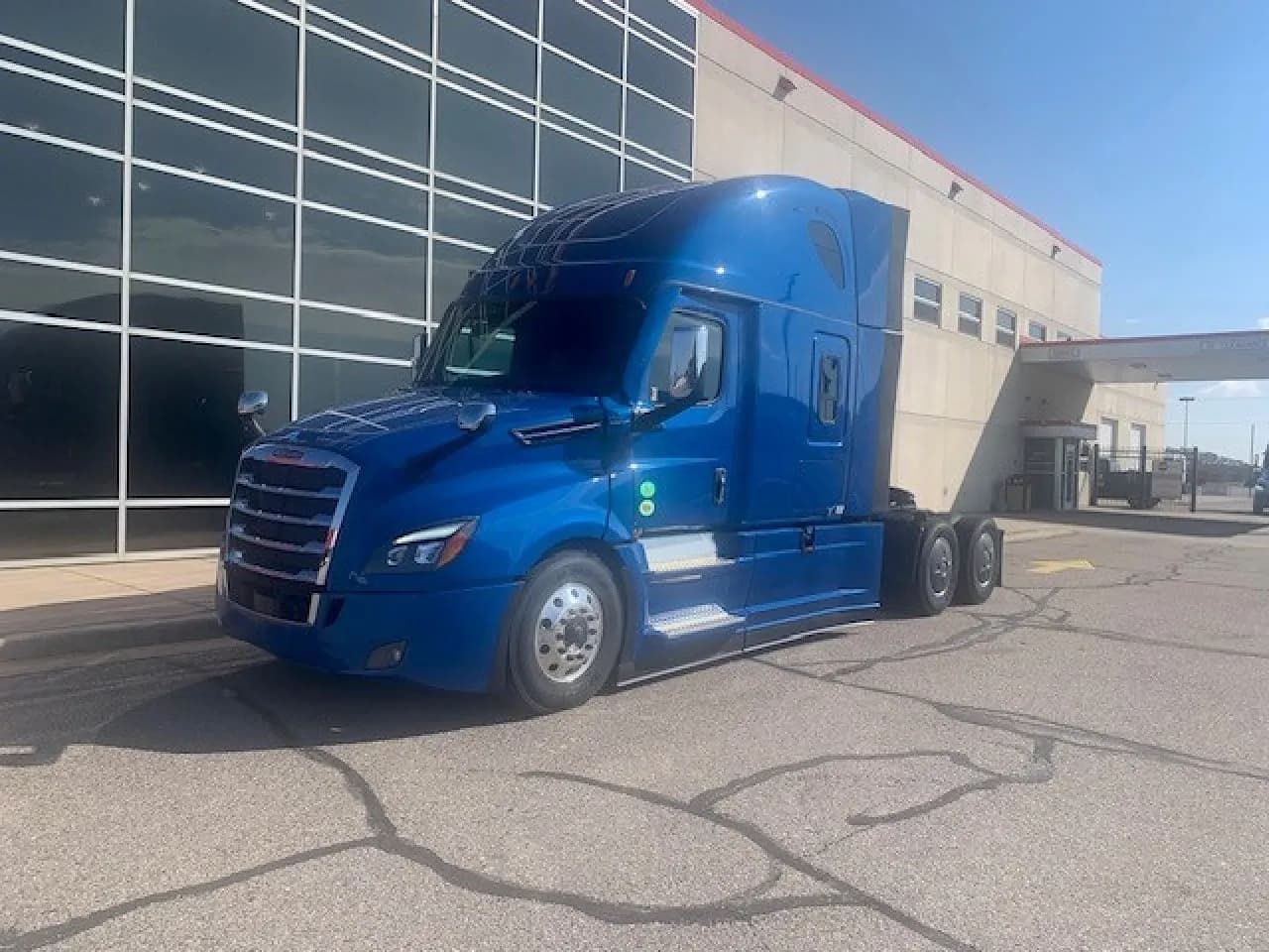 2026 Freightliner Cascadia - Sleeper