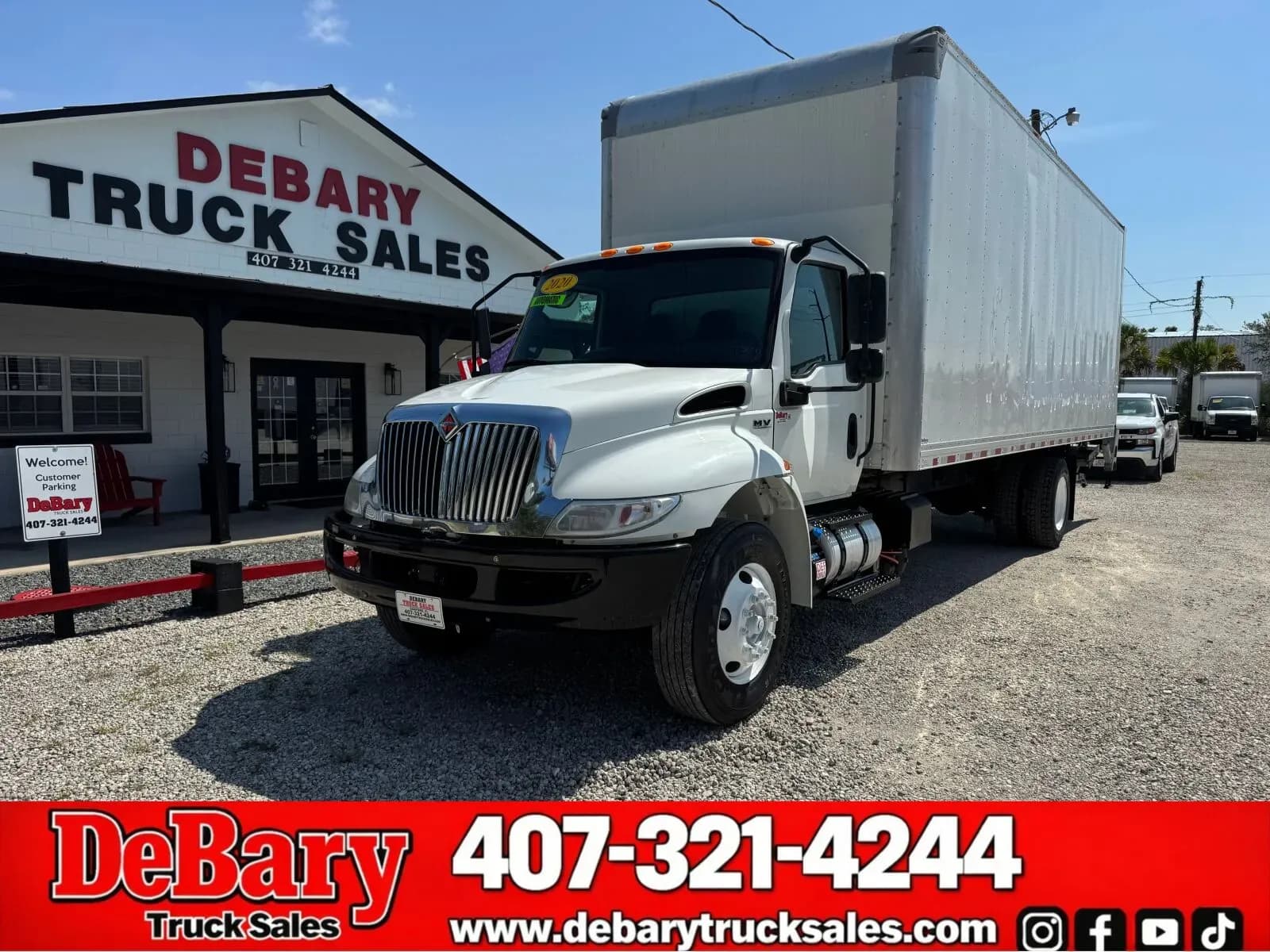2020 International MV607 - Box