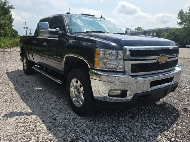 2013 Chevrolet Silverado 2500 Crew Cab - Pickup
