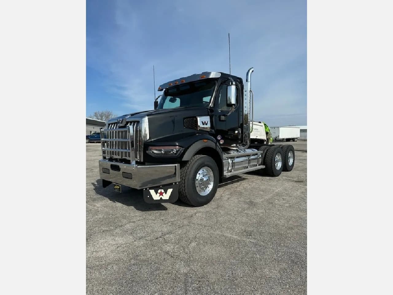 2027 Western Star 49X Tandem Axle Daycab - Day Cab