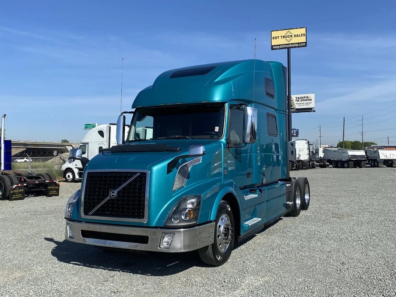 2016 Volvo VNL780 - Sleeper
