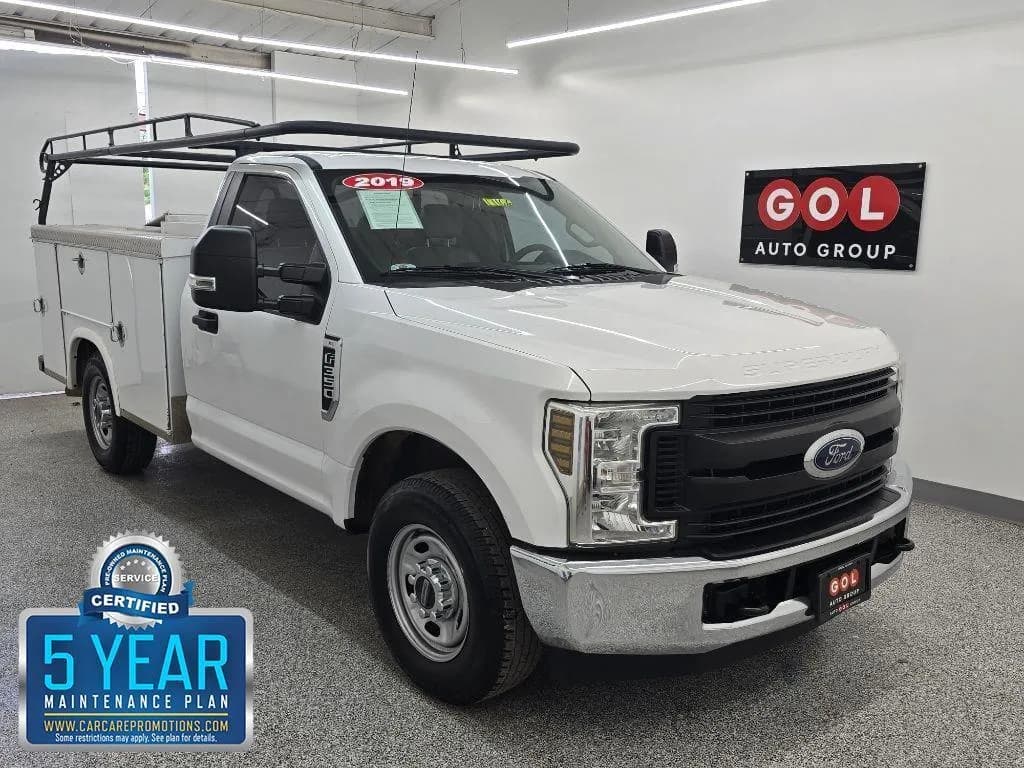 2019 Ford F-350 SD XLT - Pickup