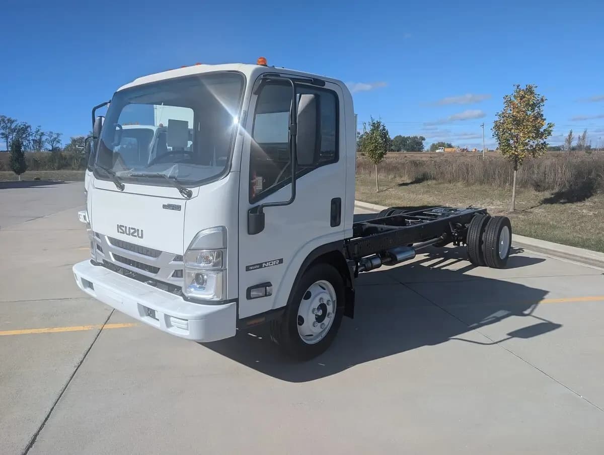 2025 Isuzu NQR - Chassis