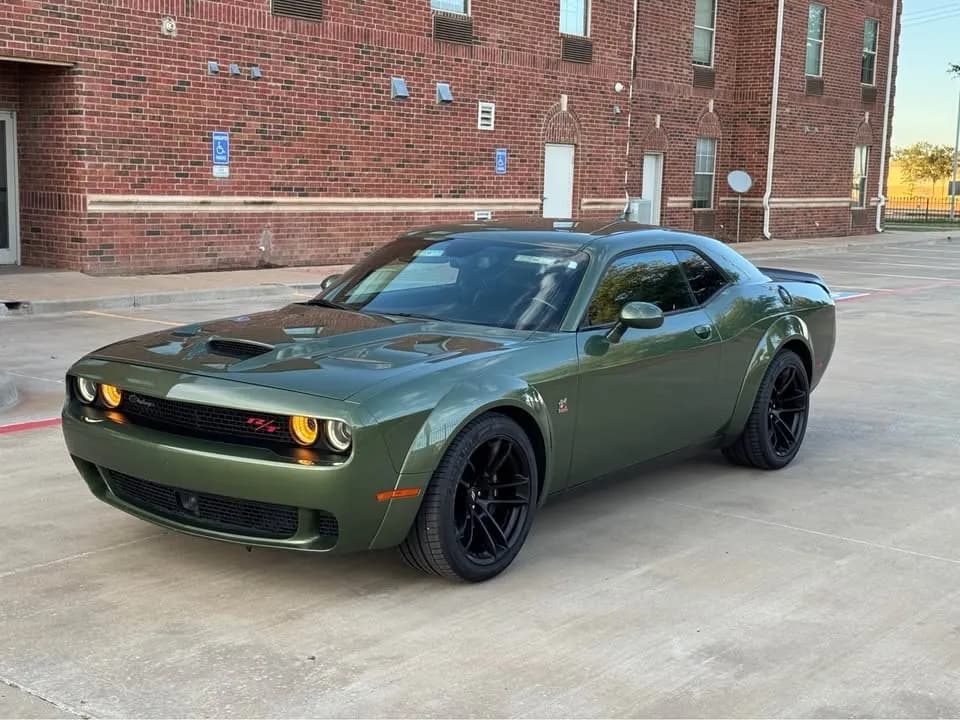 2020 DODGE Challenger