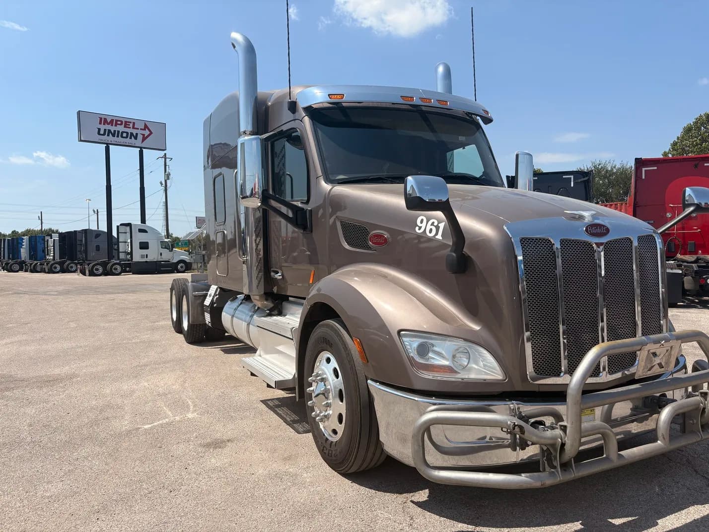 2019 Peterbilt 579 U-13190 - Sleeper