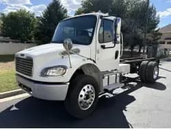 2015 Freightliner Business Class M2 - Chassis