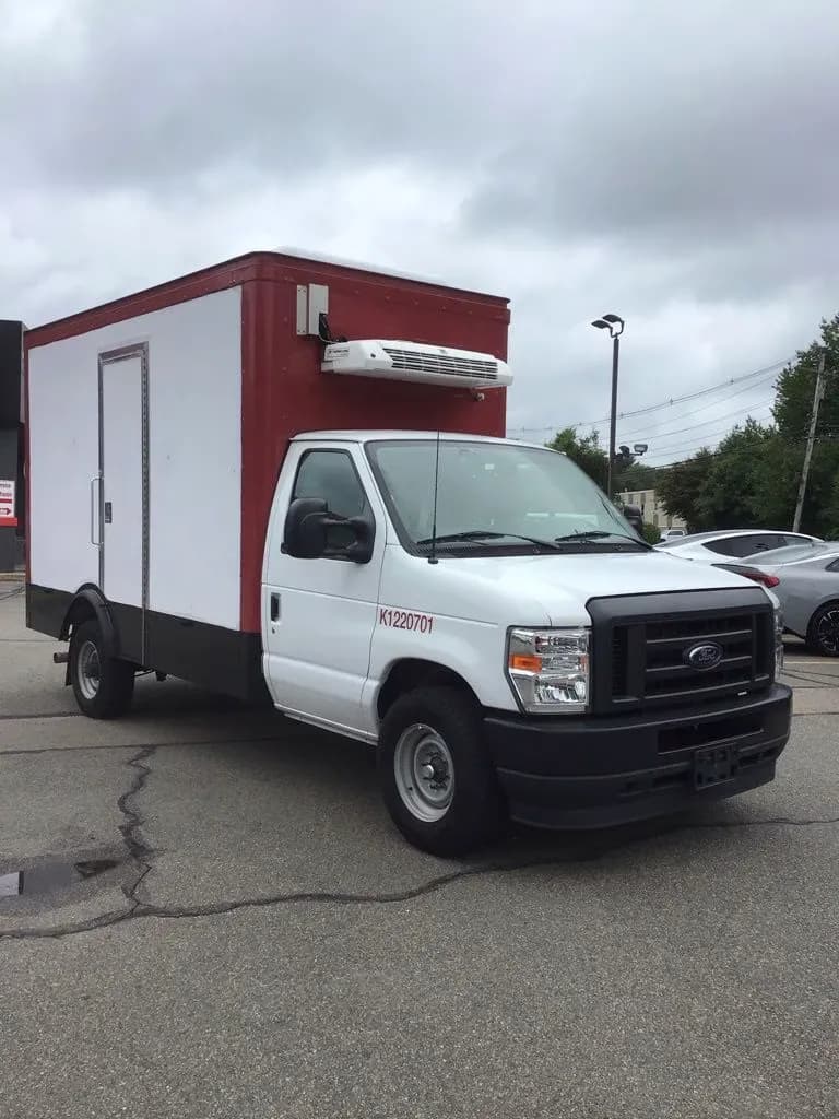 2024 Ford E-350SD - Box