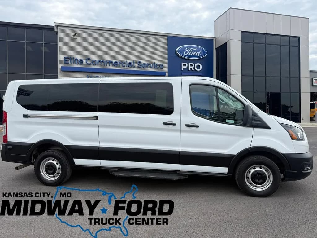 2024 Ford Transit-350 Passenger - Vans